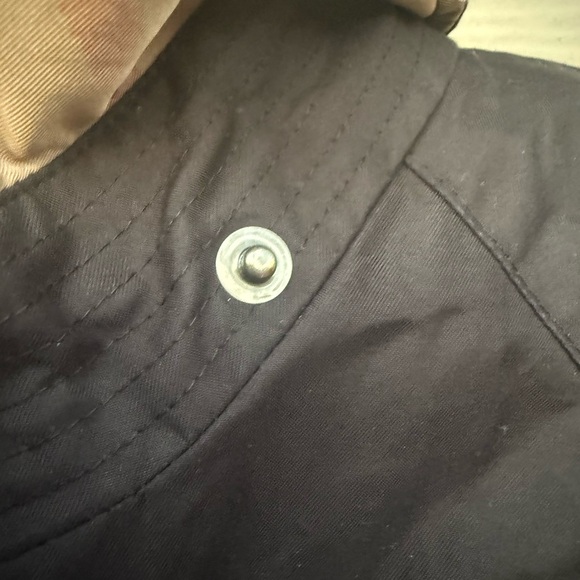 Burberry Brit Bowpark Raincoat in black - Picture 6 of 16